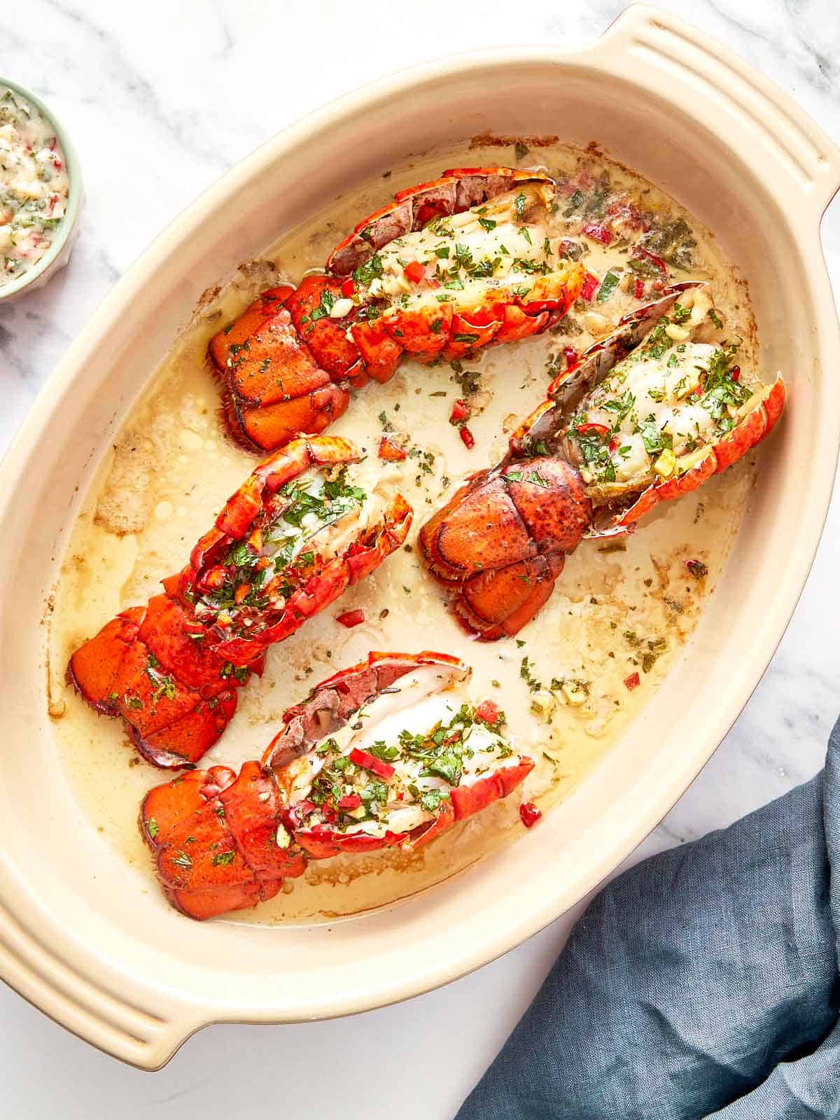Chimichurri Lobster Roll: A Trendy Twist for Parties